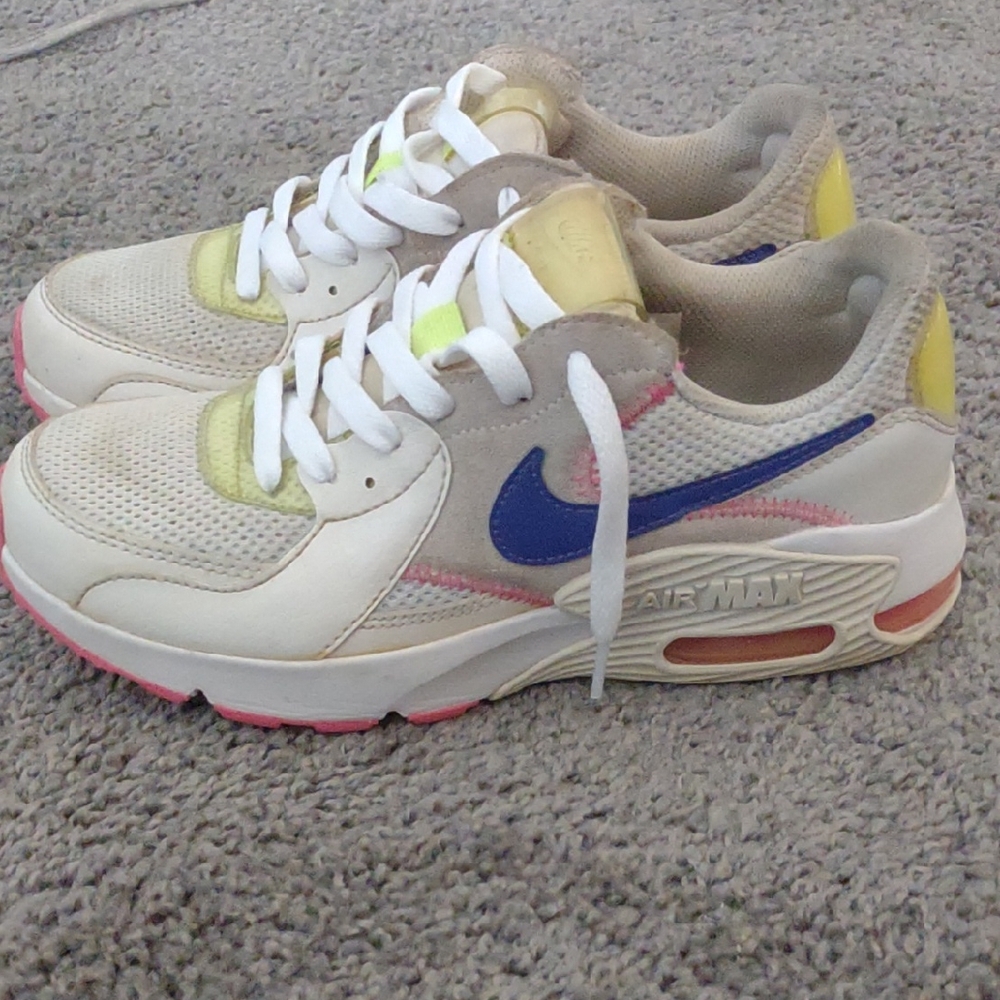Nike Air Max Sneakers with Blue and Yellow Accents